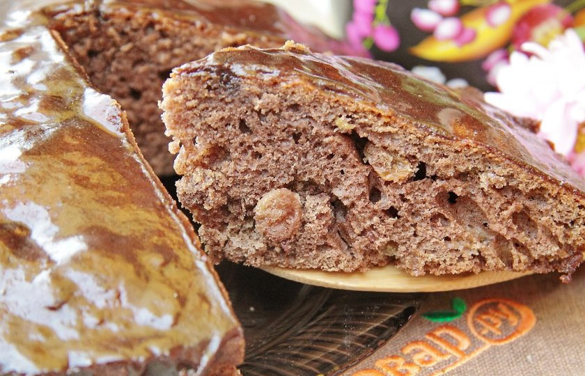 1. Этап. Шоколадный пирог с изюмом: Приятного аппетита!