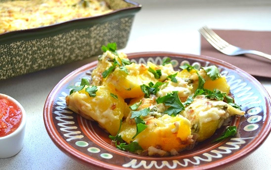 1. Этап. Картофель в заливке: 10. Немного остудите и подавайте к столу. Приятного аппетита!