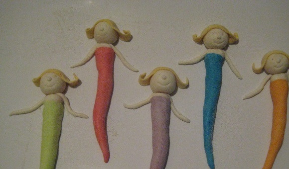 1. Этап. Торт Феи: 22. Лучше всего сделать их разноцветными.