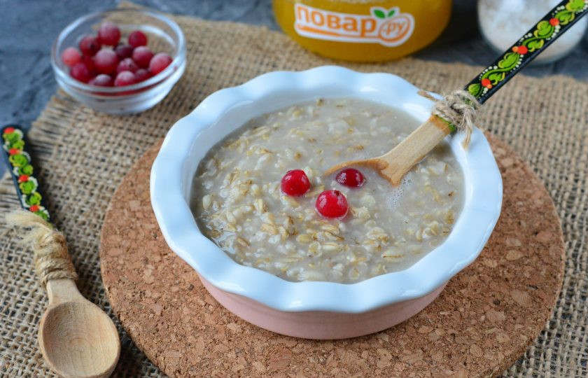 1. Этап. Овсянка с медом на воде: Затем в теплом виде подавайте к столу. Приятного вам аппетита!