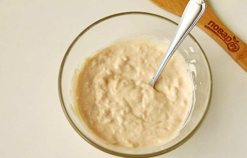 1. Этап. Сельдь в сырном соусе: Хорошо все перемешайте. Соус готов.