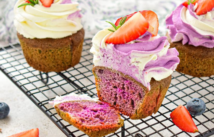 1. Этап. Лавандовые капкейки: Приятного чаепития!