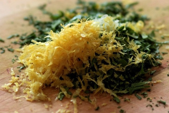 1. Этап. Гремолата: 4. Тщательно все перемешайте. Вот и все, гремолата готова.