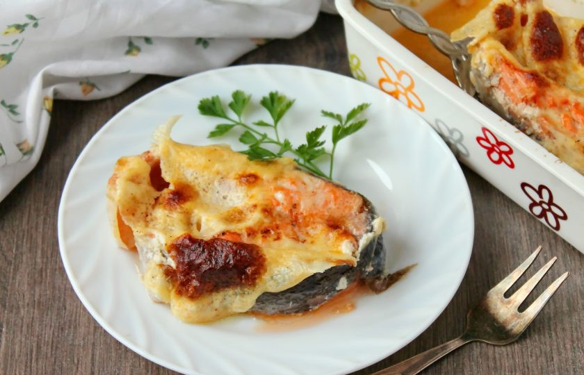 1. Этап. Форель в молоке в духовке: Приятного аппетита!