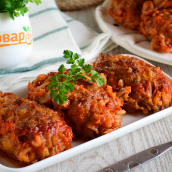 Ленивые голубцы в томатном соусе