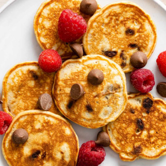 Peanut Butter and Chocolate Chip Pancakes