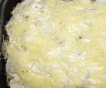 1. Stage. Baked fish with cheese: Sprinkle with lemon zest, brush with sour cream and sprinkle with cheese. Bake at 180 degrees 25 minutes.