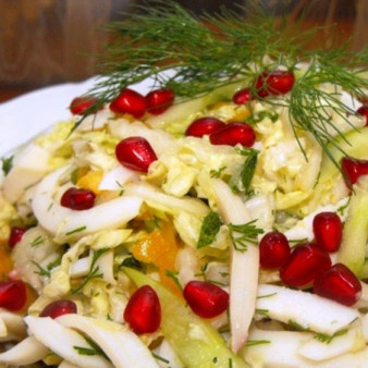 Салат из кальмаров с овощами