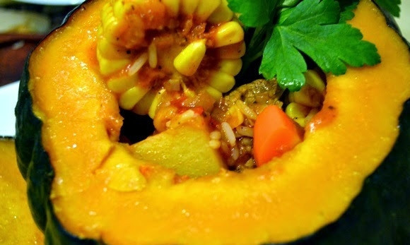 1. Этап. Рагу из говядины в тыкве по-аргентински: Готовое рагу из говядины в тыкве по-аргентински можно подавать на стол прямо в тыкве или же в тарелке.