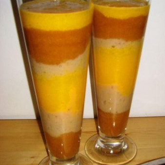 Слоеный фруктовый десерт