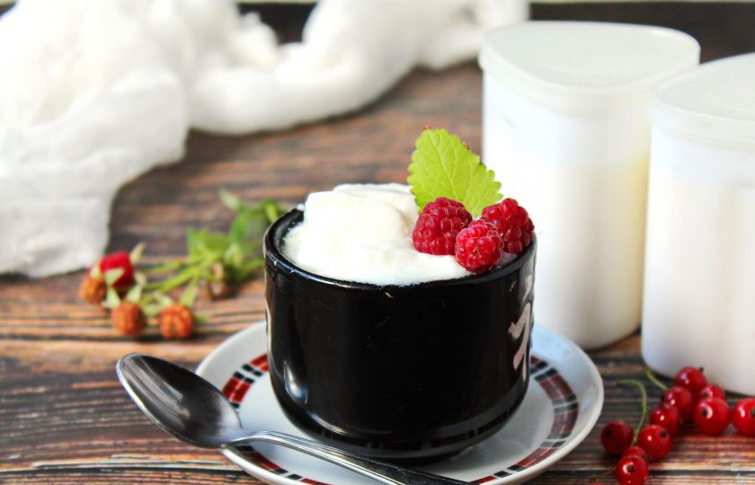 1. Этап. Йогурт в мультиварке на кефире: Приятного аппетита!