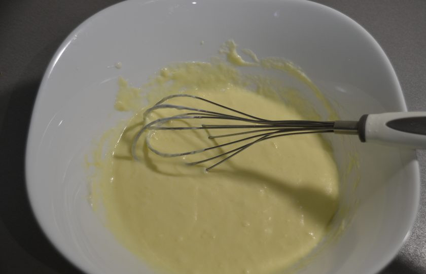 1. Этап. Перепечи с грибами: Смешайте все до однородного состояния.