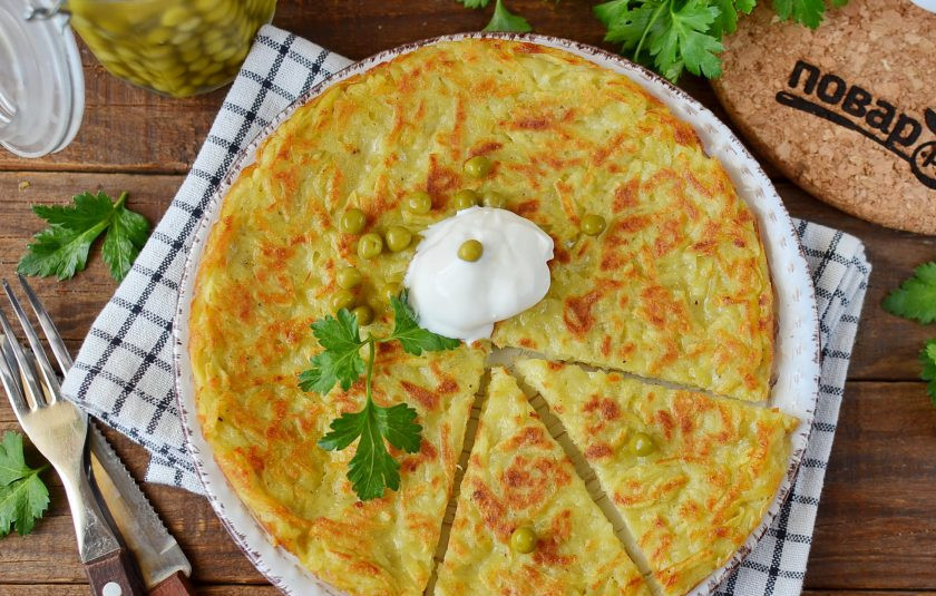 1. Этап. Большой драник на сковороде: Подавайте сразу же горячим со сметаной, зеленью, горошком. Приятного аппетита!