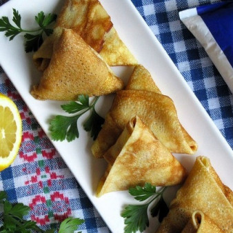 Блинчики с курицей и авокадо