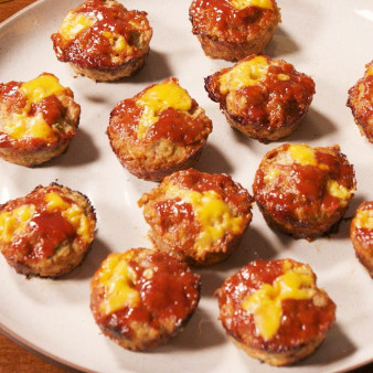 Cheesy BBQ Meatloaf Cups