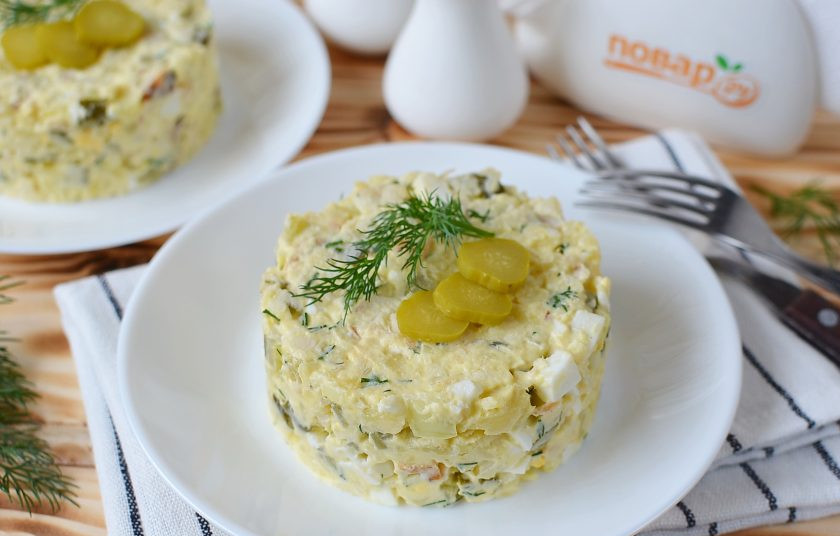 1. Этап. Салат с копченой рыбой: Приятного аппетита!