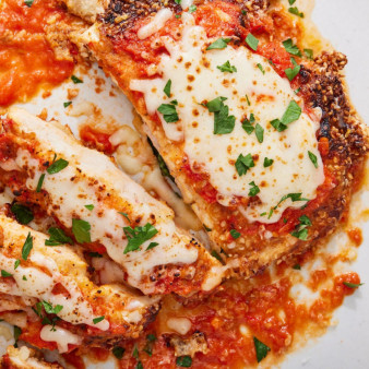 Sesame Seed-Crusted Chicken Parm