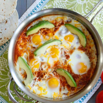 Шакшука с сыром