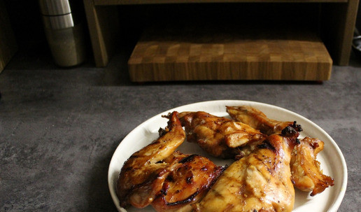 1. Этап. Кролик на гриле в азиатском стиле: Жарим на гриле при 200 градусах до образования золотистой корочки.