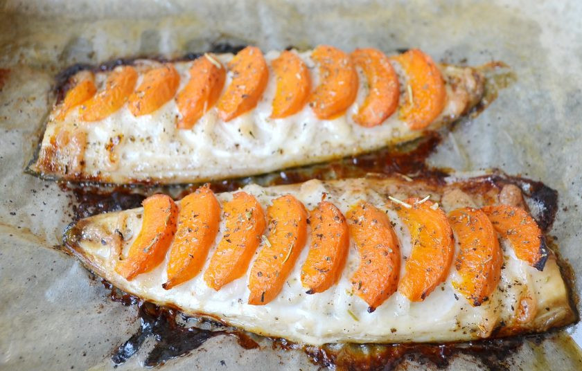 1. Этап. Скумбрия с абрикосами: 5. Готово! Угощайтесь!