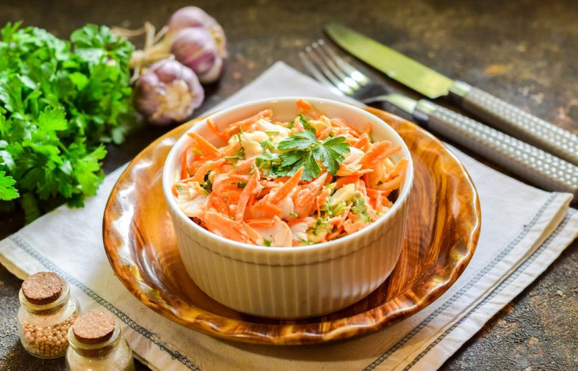 1. Этап. Салат из рыбы с морковью: Приятного аппетита!