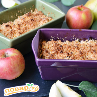 Запеканка из яблок и фиников