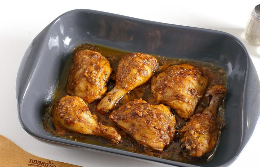 1. Этап. Курица в духовке с корочкой: Курица в духовке с корочкой готова.