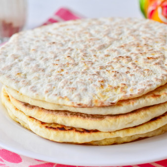 Сырные лепешки на молоке