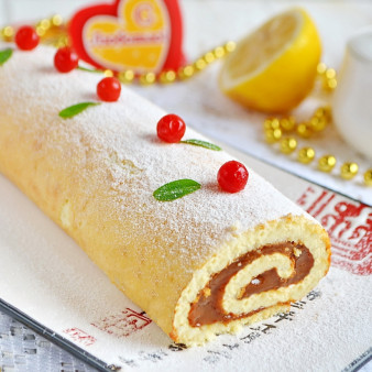 Бисквитный рулет Сладкий поцелуй