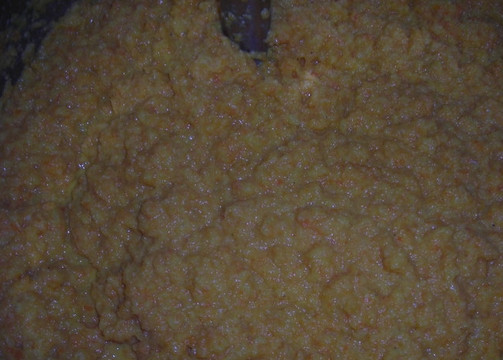 1. Этап. Кабачковая икра без помидоров на зиму: 5. После измельчите до однородности с помощью бленедера или мясорубки.