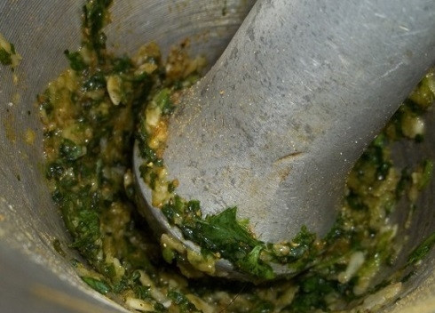 1. Этап. Красная фасоль Лобио: И разминаем-перетираем.