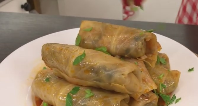 1. Этап. Постные голубцы с грибами (очень вкусно!): 9. Перед подачей на стол можно присыпать голубчики свежей зеленью. Приятного аппетита!