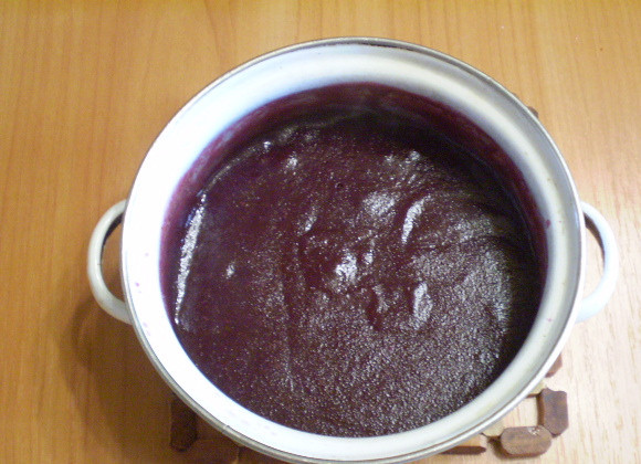 1. Этап. Смородиновый десерт: 6. Остуживаем будущий десерт.