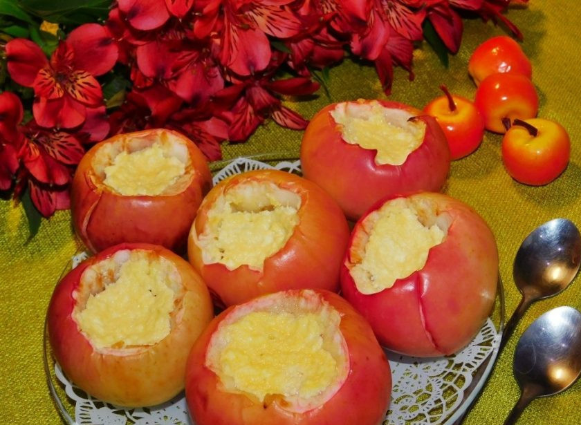 1. Этап. Запеченные яблоки с творожной начинкой: Готовые яблоки немного остудите и угощайтесь. Приятного аппетита!