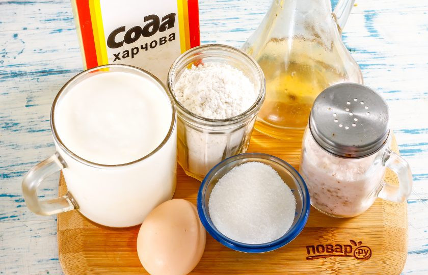 1. Этап. Толстые блины без дрожжей: Подготовьте указанные ингредиенты.