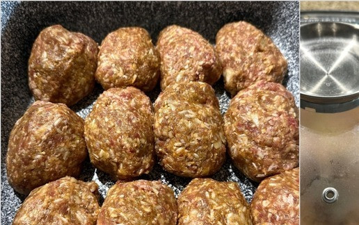 1. Этап. Тефтели ёжики в помидорах: Накрутил шариков – котлеток. Постарался сделать их поплотнее. Я рассчитывал, чтобы 12 штук получилось, но тут хозяин-барин. Никаких таких строгих правил нету. Можно все это готовить в духовке, но я решил, что и в сотейнике вкусно получится. Выложил. Налил воды – сантиметра полтора. Очень важно лить кипяток. Чем круче, тем лучше. Чтобы фарш сразу подварился и не расплылся. На сильный нагрев поставил плиту. Как закипело, сразу сотейник крышкой накрыл и нагрев убавил. До среднего.