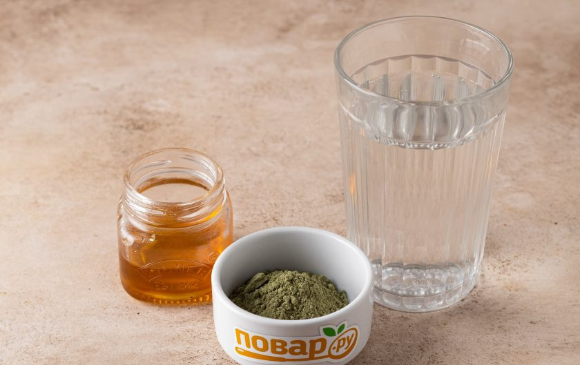 1. Этап. Матча чай: Подготовьте все ингредиенты.