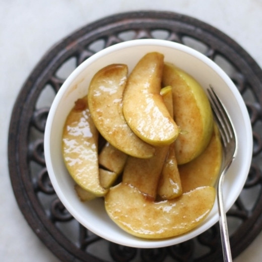 1. Этап. Яблоки с корицей: Яблоки с корицей готовы. Приятного аппетита!