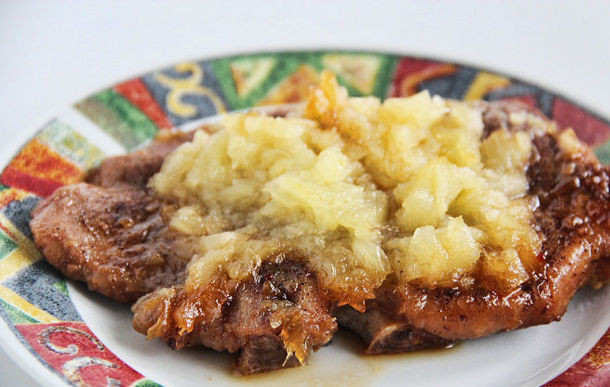 1. Этап. Мясо под ананасами в духовке: Приятного аппетита!