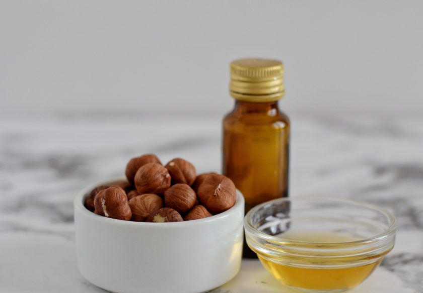 1. Этап. Молоко из фундука: Подготовьте все ингредиенты.