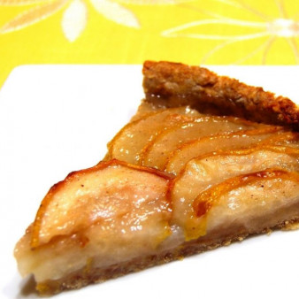 Грушевый перевернутый пирог