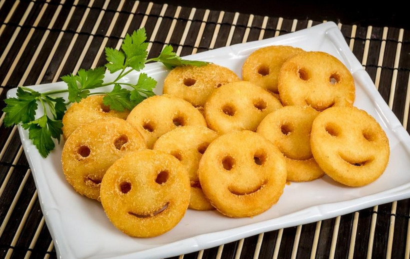 1. Этап. Картофельные смайлики: Приятного аппетита!