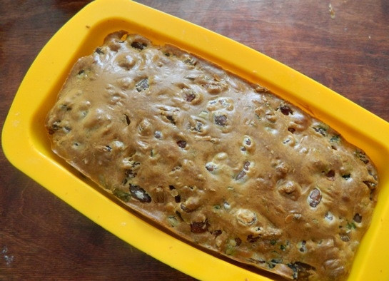 1. Этап. Польский мясной кекс: 9. Готовность польского мясного кекса проверяем деревянной шпажкой. Подавайте горячим.