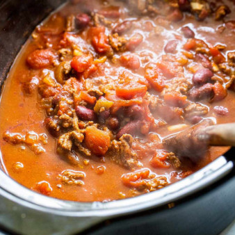 Slow Cooker Beef and Bean Chili