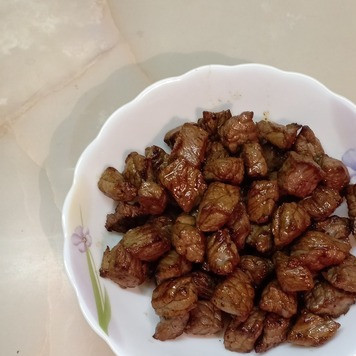 1. Этап. Жарено-тушеное мясо: *