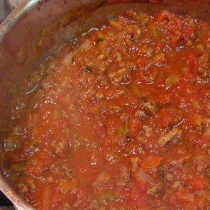 1. Этап. Сырный Тортеллини с мясным соусом: Готовый соус.