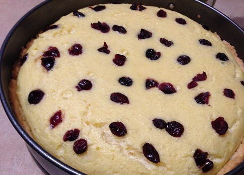 1. Этап. Неаполитанский чизкейк: 12. И запекаем 40-45 минут в разогретой до 160-170 градусов духовке.