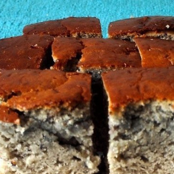 Бисквит со смородиновым вареньем