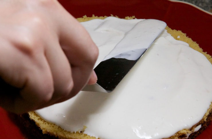 1. Этап. Торт для мужа: 20. И снова крем.