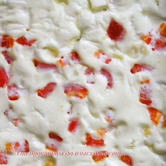 Белковая фриттата с курицей и брынзой